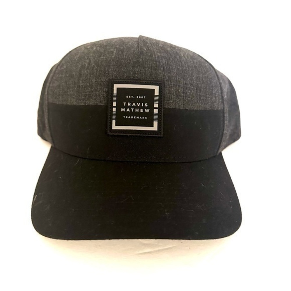Travis Mathew’s Adjustable Baseball Hat Bkack and Gray No Size